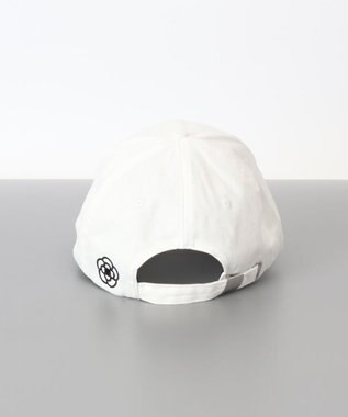 AURORA 【 CLATHAS.（クレイサス）】刺繍チャーム付きキャップ オフホワイト