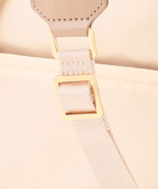 LA BAGAGERIE ツイルナイロン×エナメル リュックサック アイボリー