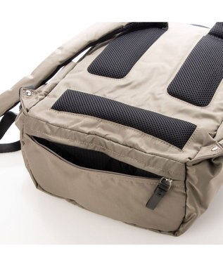 Y'SACCS WELLBA リュックサック【TVドラマ衣装提供商品】 グレージュ