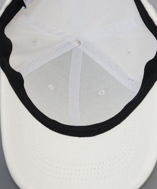 AURORA 【 CLATHAS.（クレイサス）】刺繍チャーム付きキャップ オフホワイト