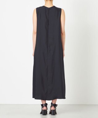 NAVE 【ReNAVE・セットアップ可/洗える/UVケア/接触冷感】フィブリルシャンブレーワンピース ブラック系