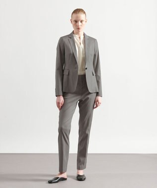 JOSEPH ウールバイストレッチ　テーパードトラウザーズ Ecru