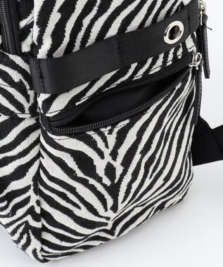 ICB 【A4サイズ収納可】８ポケットジャガードリュック ゼブラ柄