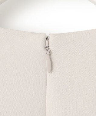 ICB L 【洗える】ライトダブルクロス フリルデザインブラウス トープ系