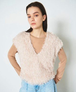 GRACE CONTINENTAL フェザーカットトップ ベージュ