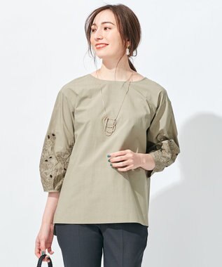 自由区 【洗える】エンブロイダリー プルオーバーブラウス カーキ系