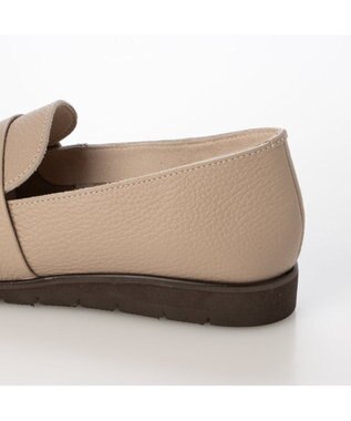 ing <ing>スクウェアローファー ベージュ