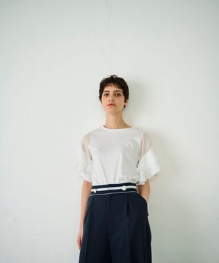 GRACE CONTINENTAL シアーフレアスリーブトップ ホワイト