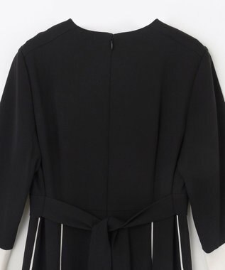 GRACE CONTINENTAL バイカラーラインドレス ブラック