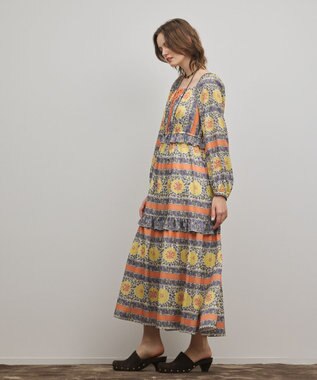 GRACE CONTINENTAL フラワープリントレースアップワンピース オレンジ