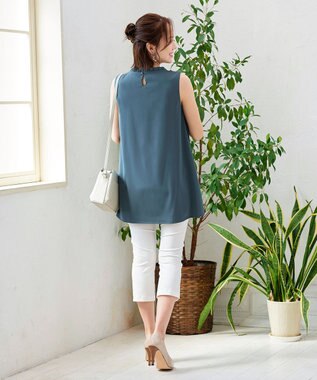 Tiaclasse 【洗える】体型カバーも叶うフリルカラーチュニックブラウス ブルー