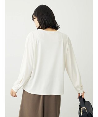 Green Parks ＢＰ　襟タック長袖ブラウソー Off White