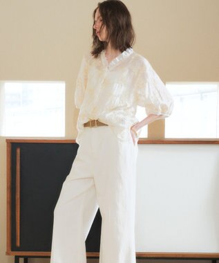 YECCA VECCA フリルVネック刺繍シアーシャツ Ivory