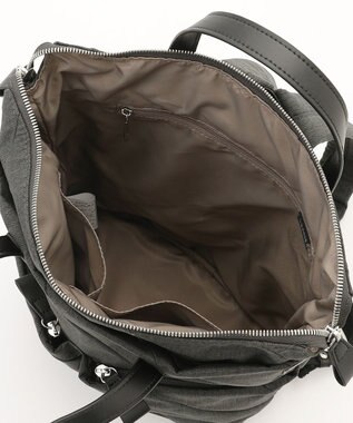 Y'SACCS ストリームラインデイパック ダークグレー