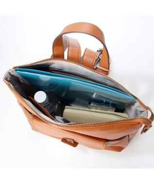 UNBILLION アトランタ ATLANTA / やぎ革軽量ボックス型リュック キャメル