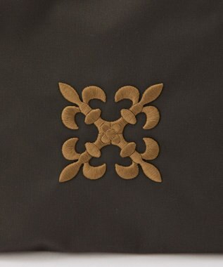 russet 【モノグラム刺繍】コーデュラナイロントートバッグ（CE-1776） D.Brown