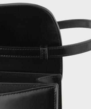 GRACE CONTINENTAL TOV COURANTE BAG ブラック