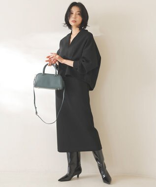 UNFILO BEAUTY FORM JERSEY キーネックプルオーバー ブラック