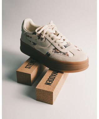 STEVE MADDEN OFF-TRACK フラワープリント厚底スニーカー フローラル
