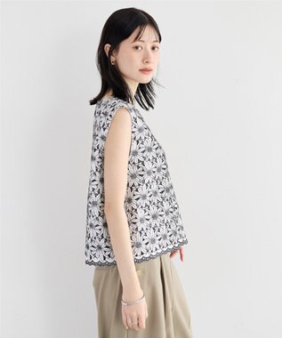 YECCA VECCA フラワーレースブラウス Off White
