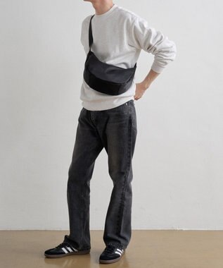 russet ナイロンラウンドショルダーバッグ (CE-1327-WEB) Black2