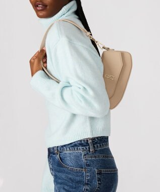 STEVE MADDEN BTAIGA ラウンドフラップショルダー2WAYバッグ タン