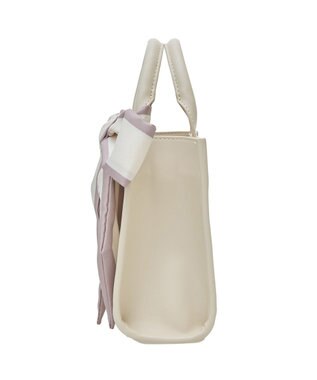 Maison de FLEUR スカーフ付リボンキルティング2Wayバッグ Ivory