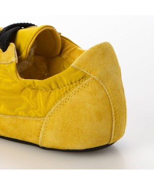 ing <ing>シャーリングローヒールスニーカー イエロー