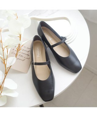 Pointer 日本製 本革ストラップ付きパンプス ブラック