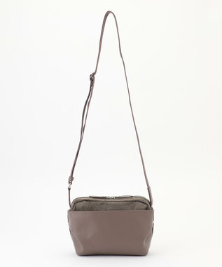 Y'SACCS シルキーリュクスショルダーバッグ