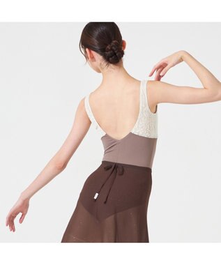 Chacott ◎【Nela ライン】ノースリーブレオタード ココアブラウン