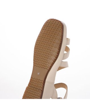 ing <ing>【サスティナブル】レザーストラップサンダル アイボリー