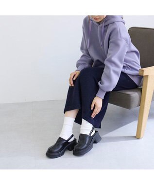 MODE ET JACOMO <noyau>センターライン厚底サボサンダル ブラック