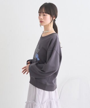 earth music&ecology ローズ×ロゴグラフィックスウェット Charcoal Gray