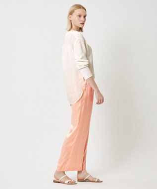 BEIGE， BAMBOO / Vネックニット White