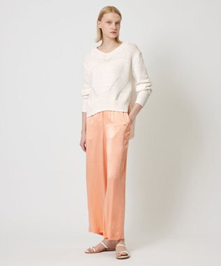 BEIGE， BAMBOO / Vネックニット White