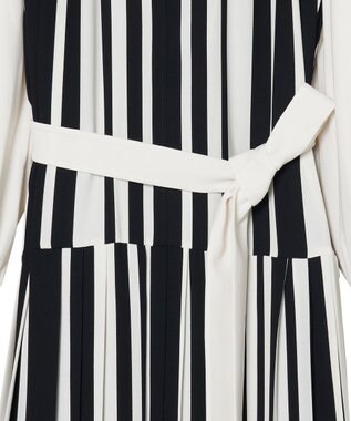 JOSEPH ストライプクレープ　プリーツドレス Ivory/Black