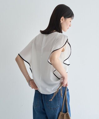 YECCA VECCA 配色ラッフルスリーブブラウス Off White