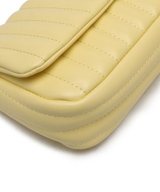 style code 【MERCURYDUO/マーキュリーデュオ】ストライプキルティング　フラップショルダーバッグ イエロー