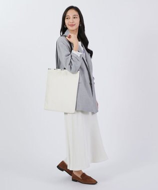 LeSportsac VERTICAL CITY TOTE/アップタウンサンドバー/ブラック アップタウンサンドバー/ブラック