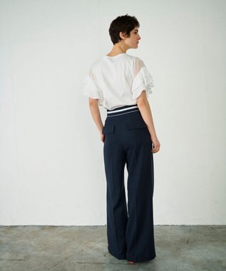 GRACE CONTINENTAL シアーフレアスリーブトップ ホワイト