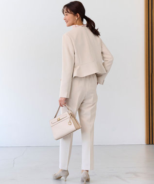 組曲 ベルトデザインスクエアショルダーバッグ アイボリー系