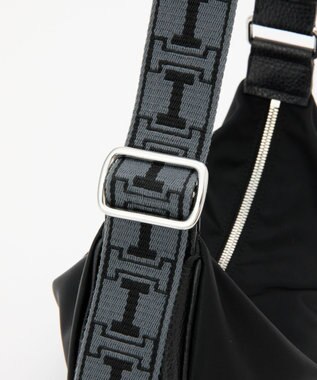 IACUCCI アーゴ S NYLON/CERVO ブラック