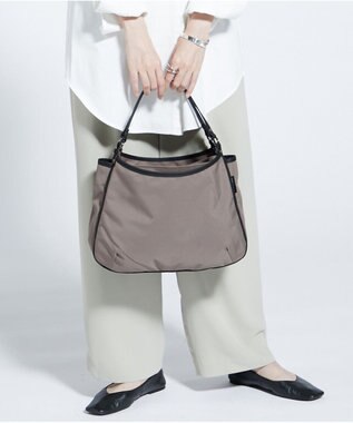 Y'SACCS 【Y’SACCS vous et】 横型3層トート