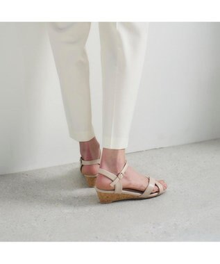 MODE ET JACOMO <noyau>ヒールクロスベルトサンダル ベージュ