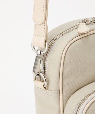 russet コーデュラナイロンスクエアショルダーバッグ(CE-1751) L.Greige