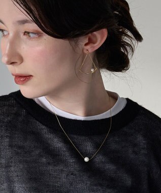 Phoebe 【金属アレルギー対応】スライヴパールトライアングルピアス　ゴールド/ニッケルフリー ゴールド