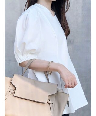 Green Parks AnriettMusee パフスリーブペプラムブラウス Off White