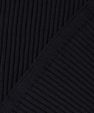 組曲 S 【先行予約・WEB限定】クリアストレッチオフショルダー ニット ブラック系