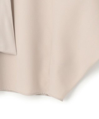 ICB 【新色追加・WEB限定カラーあり】FluidBackSatin ドルマンスリーブボウタイブラウス トープ［WEB限定］